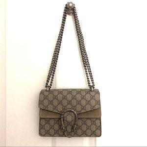 Gucci Dionysus GG Supreme Mini Bag